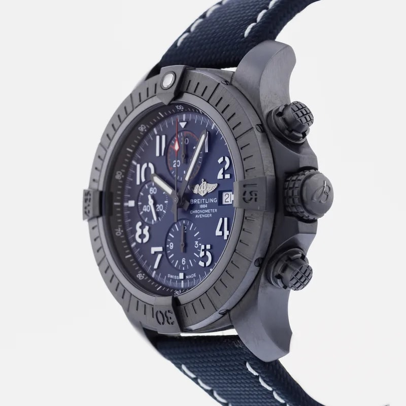 Breitling Super Avenger Chronograph 48 Night Mission V13375 2