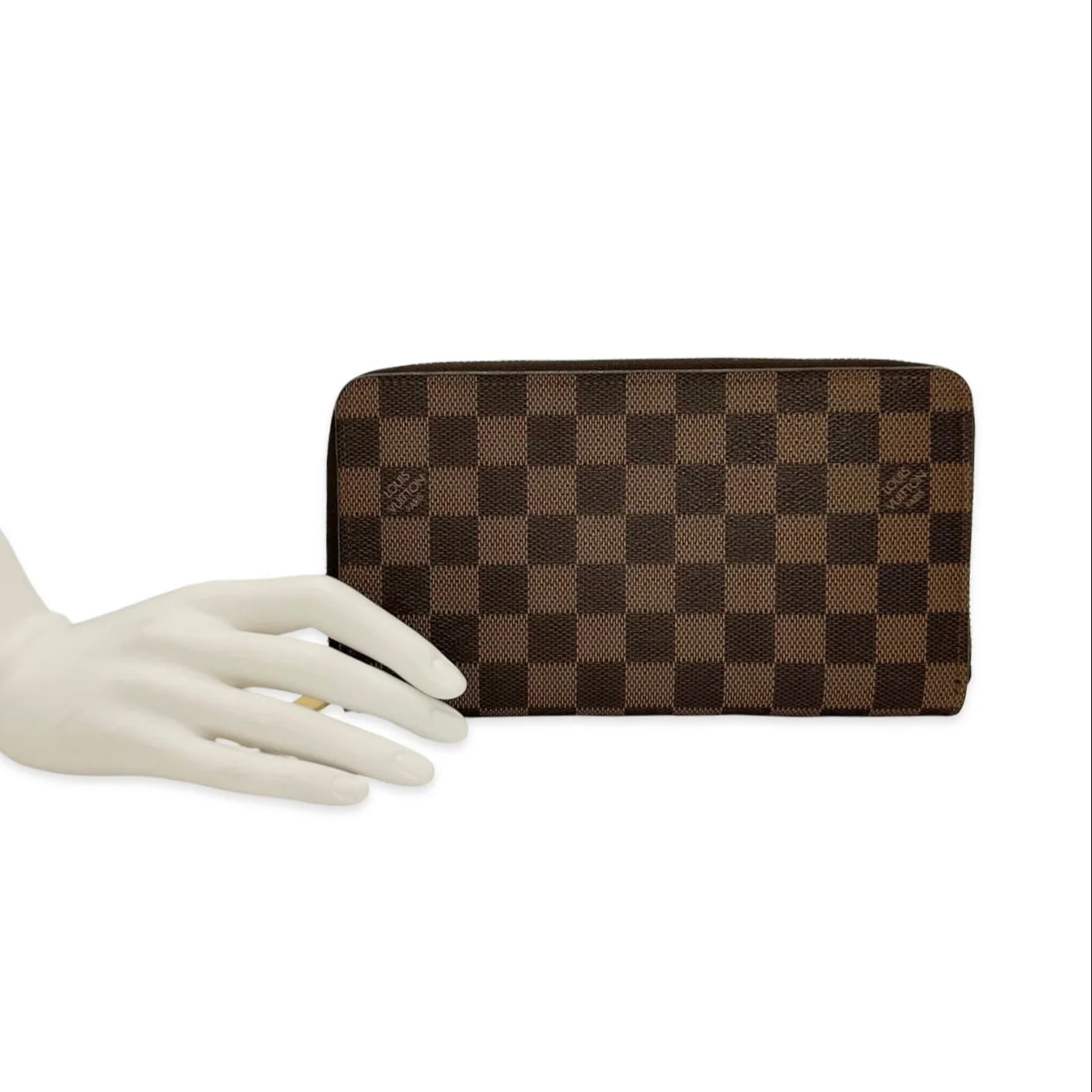 Louis Vuitton Zippy Organizer Wallet 2