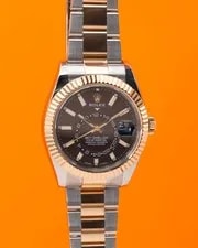 Rolex — Rolex Skydweller 42mm 326934 Blue Dial Jubilee 2023 — Watch — resale