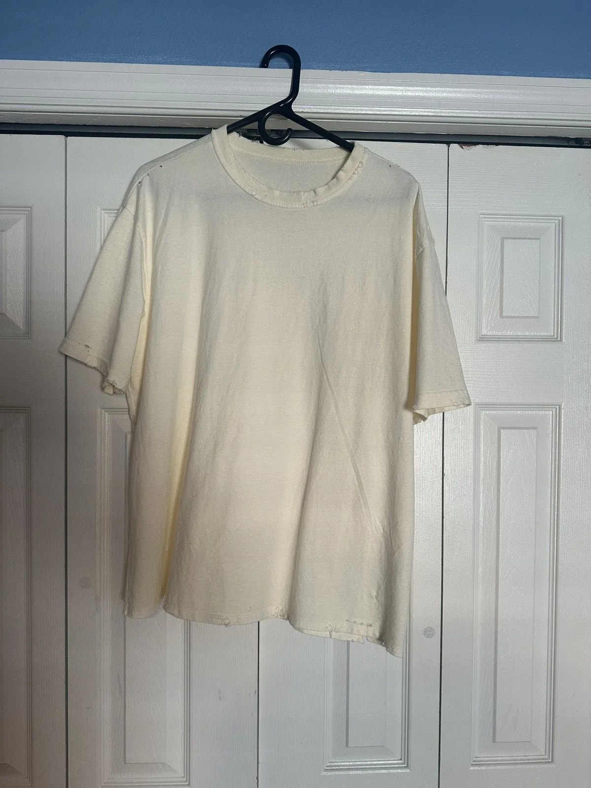 Gv Gallery Blank Tee — streetwear — resale