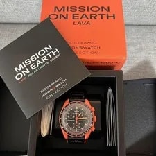 Swatch Moonswatch Mission on Earth Bioceramic Black Orange Lava 2