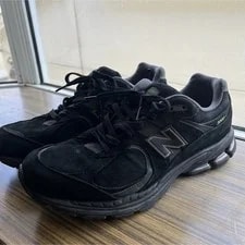 10.5US New Balance Ml2002R 2