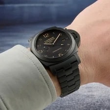 Panerai Luminor GMT Ceramica Black Dial on Bracelet PAM00438 Complete 2014 3