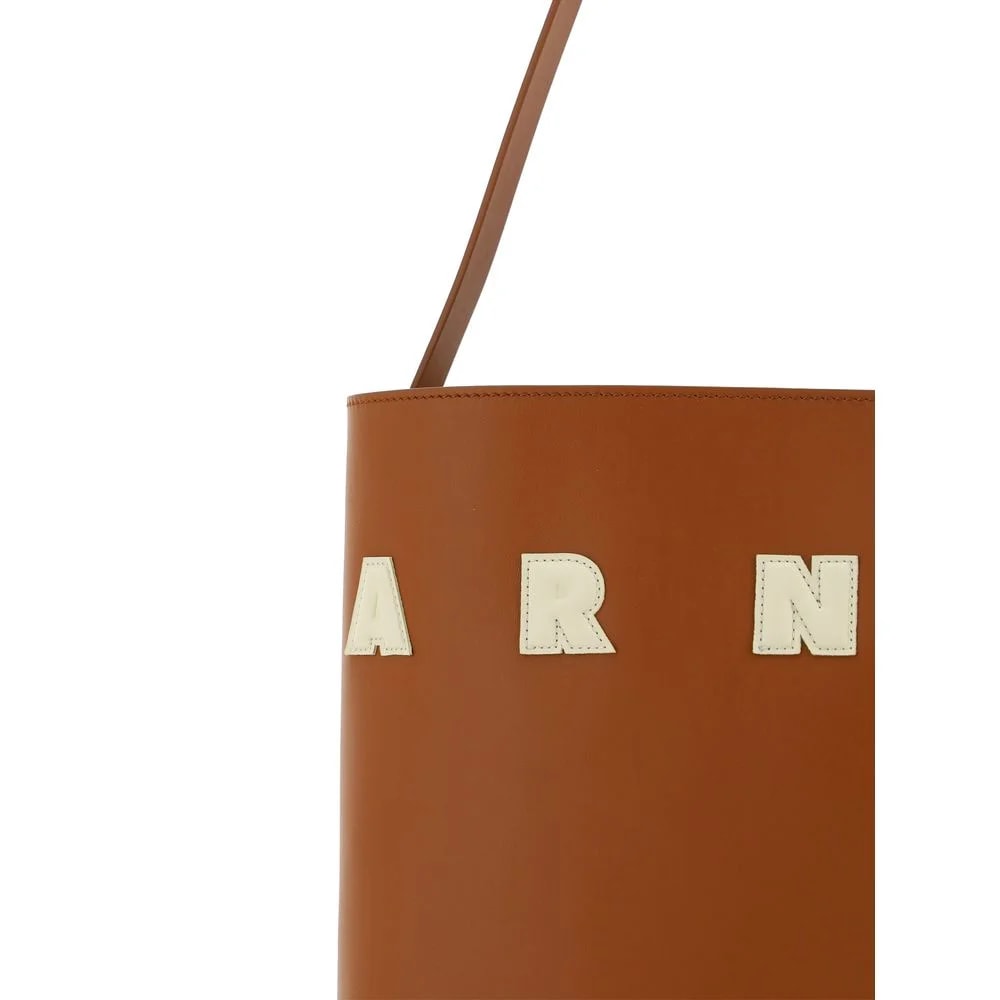 Marni Bos Taurus 4