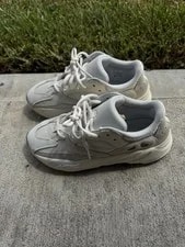 Analog Yeezy Boost 700s.Sz8.5M. 9/10 Condition.No Box, ComeW/ClearShoeContainer 4