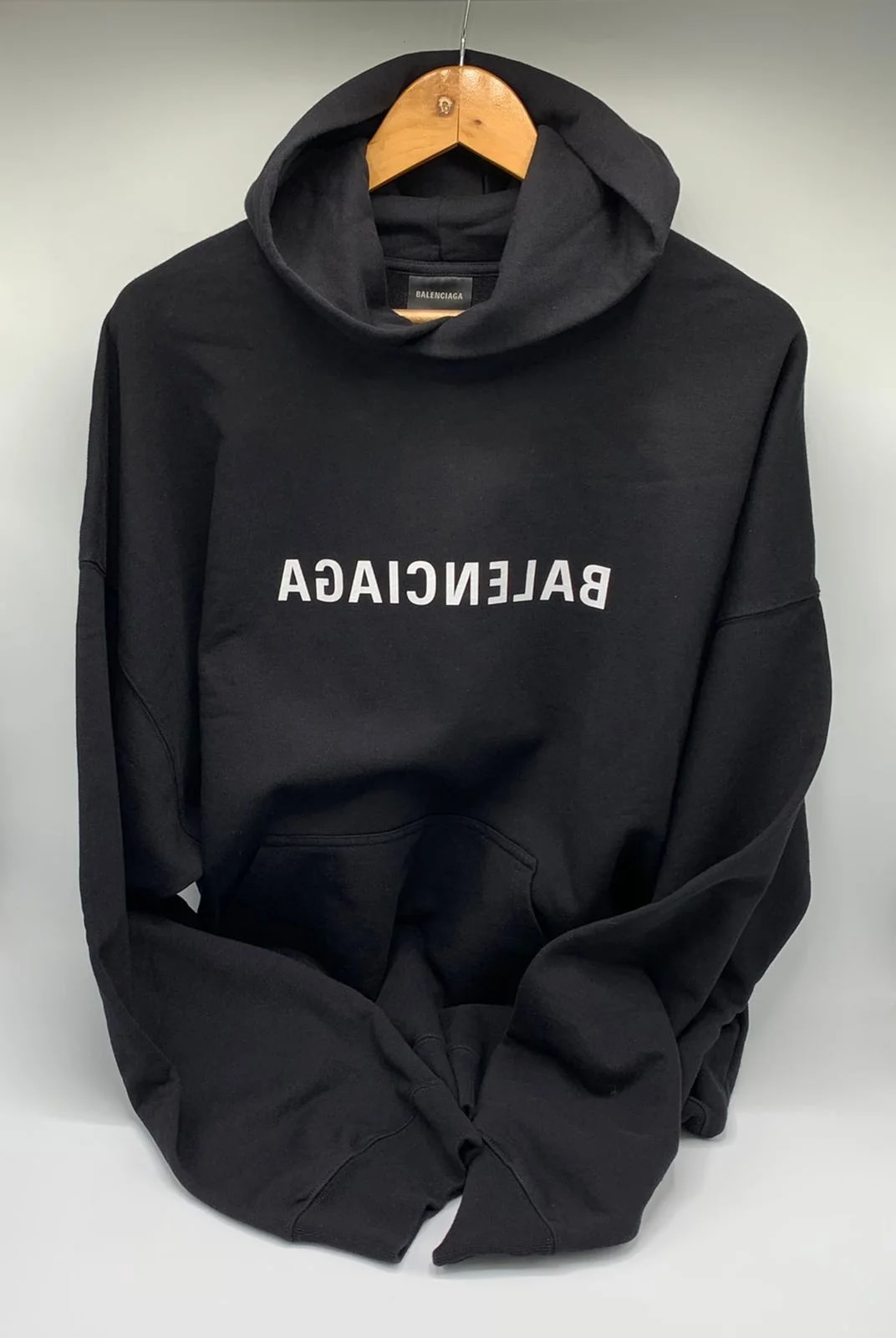 Balenciaga — Balenciaga Hoodie – Reversed Logo – Size 3 – — streetwear — resale