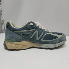 990V4 Model D. 27 NEW Balance Auralee 3