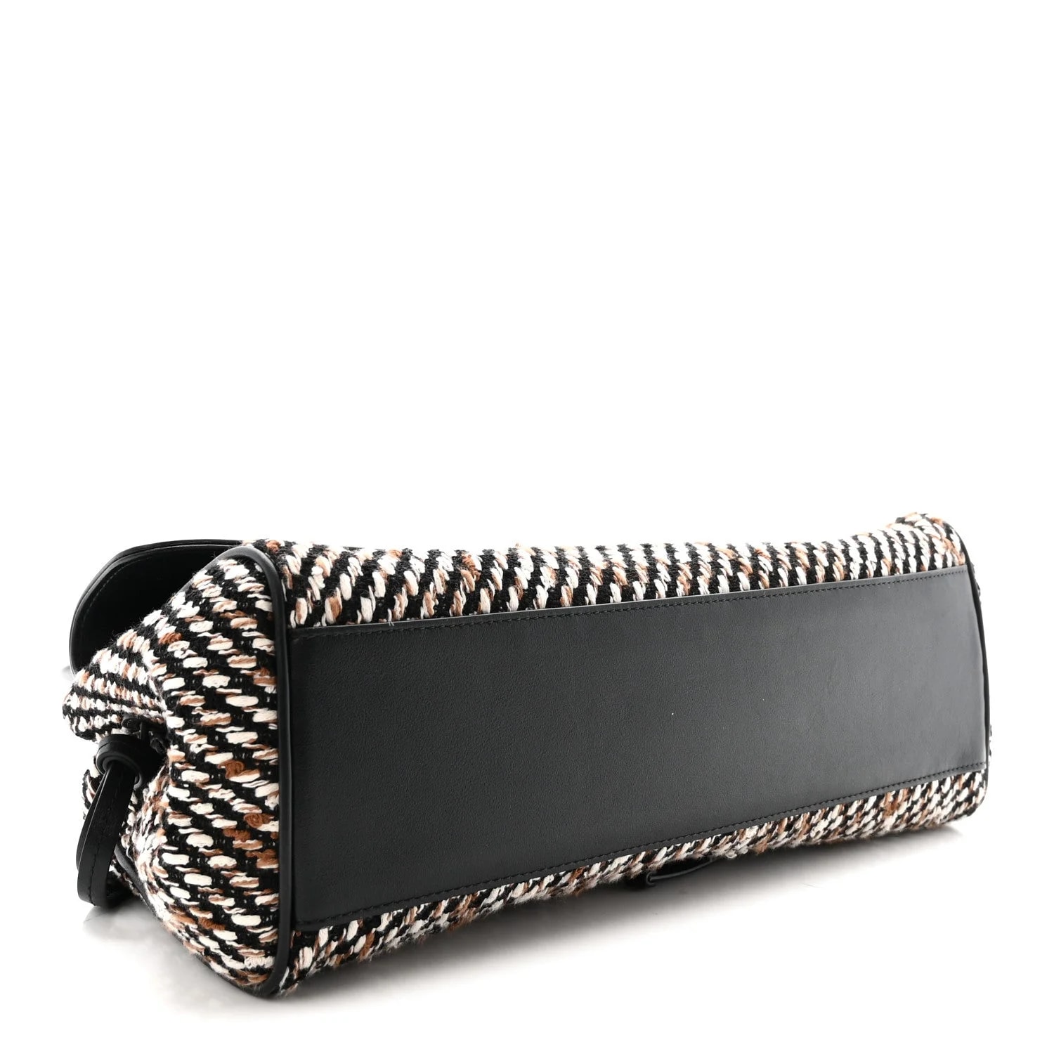 Urban Essentials Small 4