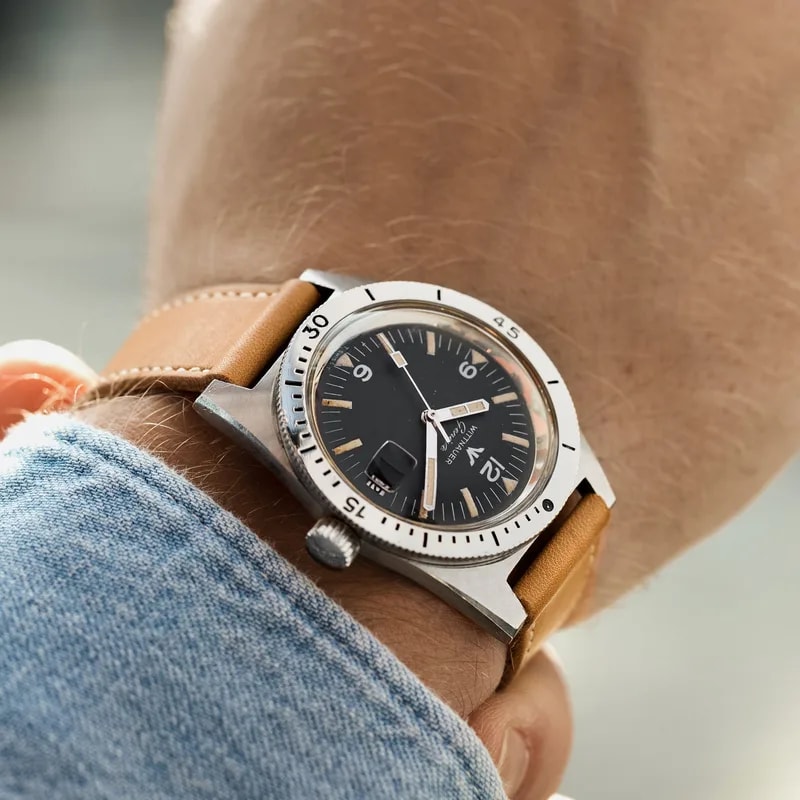 1960s Wittnauer Ref. 4000 'Skin Diver' 2