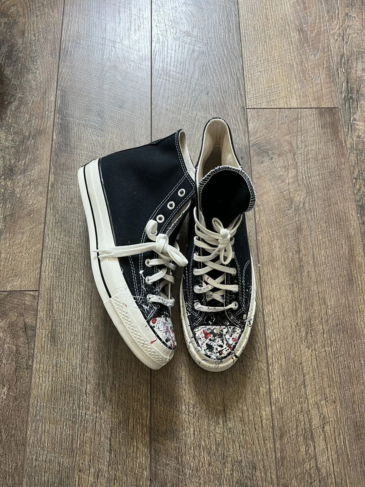 Converse — 1/1 Paint Splatter Converse Chuck 70 — Sneaker — resale