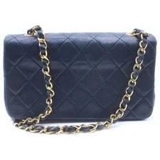 Chanel Matelasse Full Flap Chain e5c5 2