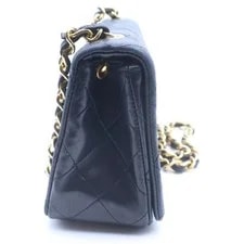 Chanel Matelasse Full Flap Chain e5c5 3