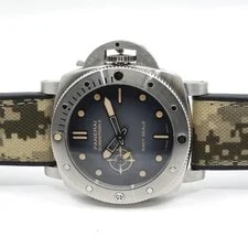 Panerai Submersible PAM01518 44mm Black #UW209 3
