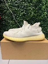Yeezy 350 V2 " " Size 8.5 Preowned 3