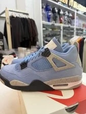 Jordan Air 4 Retro / 2021 CT8527-400 Size 8.5 New 3