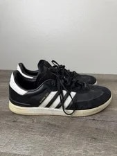 Adidas — Adidas Samba Classic Shoes EVM 004001 — Sneaker — resale