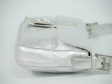 Fendi Mamma Baguette 26424 One 4