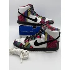 Size 9 - Nike Dunk SB High Huxtable 2