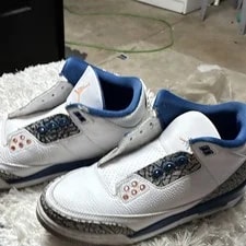 Jordan Air 3 Mid-Top Lace-Up 3