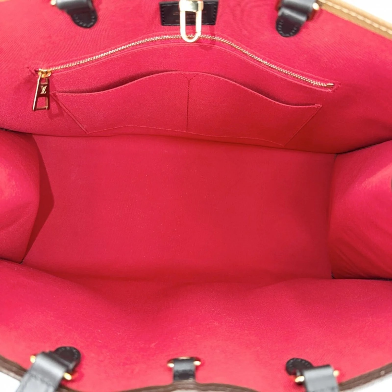 Louis Vuitton Reverse 4