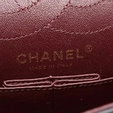 Chanel 255 Chevron V Stitch W Flap r0_0726 4