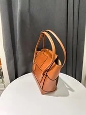 Authentic Bottega Veneta Arco 33 Woven Italy 3