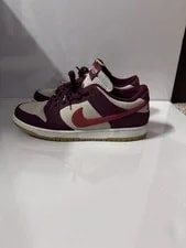 Nike SB — Nike SB Dunk Low Skate Like A Girl ’s — Sneaker — resale