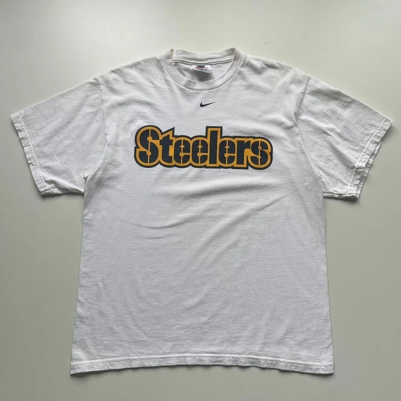 Nike — 1990s Nike Pittsburgh Steelers Center Swoosh T Shirt — streetwear — resale