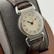 Omega Scarab Hand-Wound White Dial 3