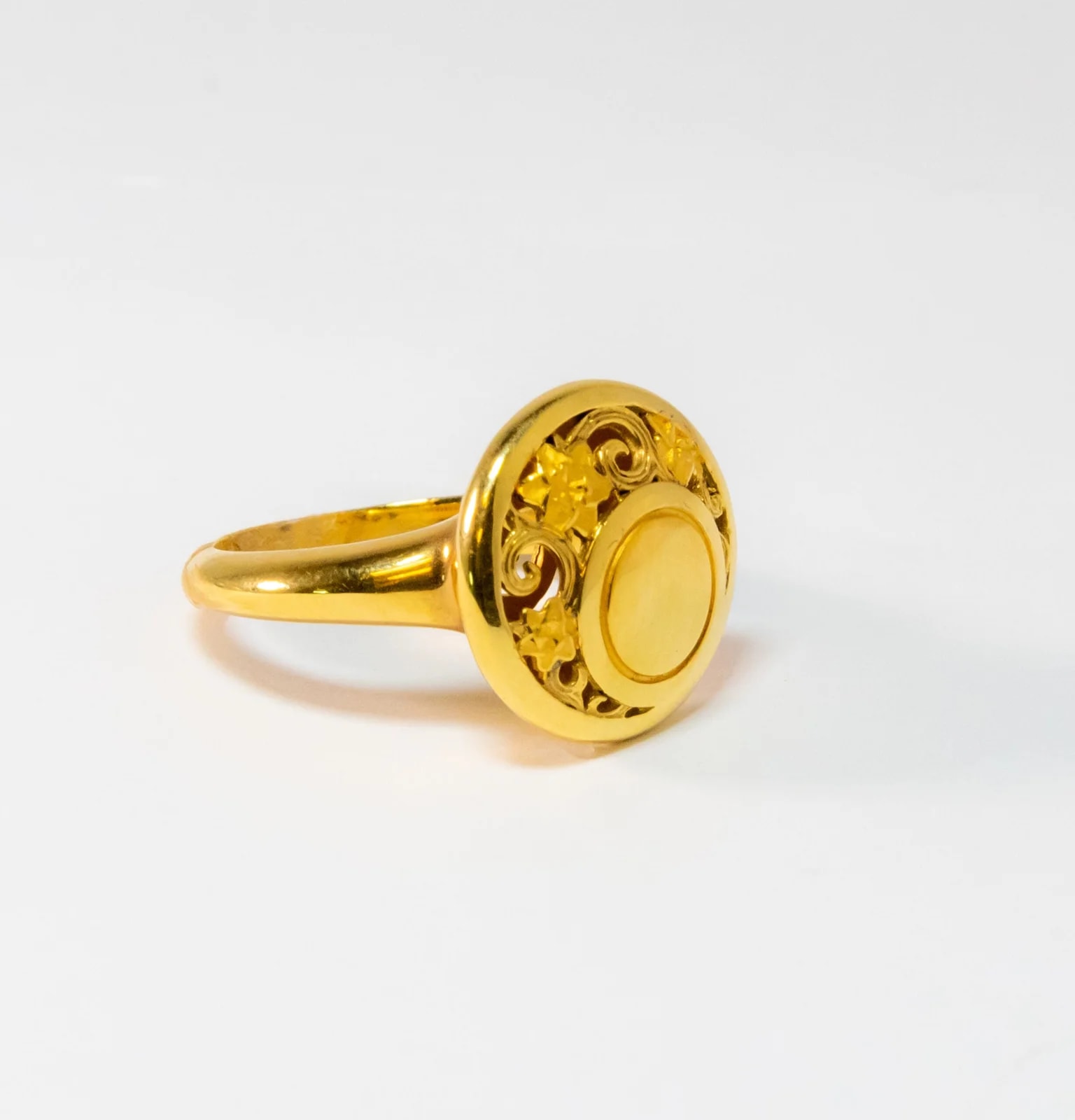 Carrera Y Carrera Jasmin 18K Yellow Gold Ring 3
