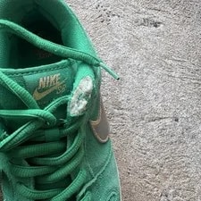 Size 8.5 - Nike SB Dunk Low Pro St. Patrick's Day 2022 - BQ6817-303 2