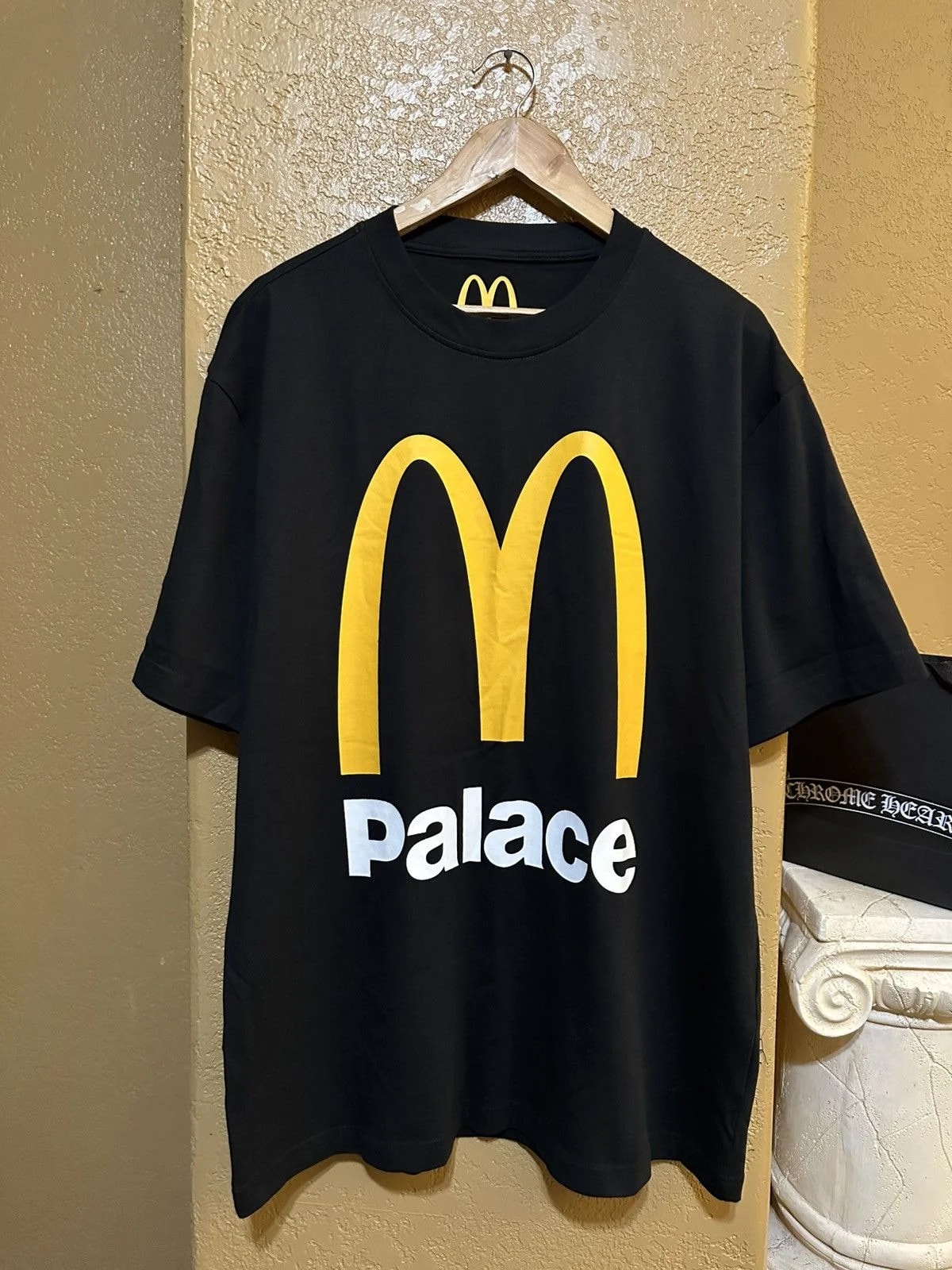 Palace — Palace X McDonald’s Logo T Shirt XL Skate — streetwear — resale