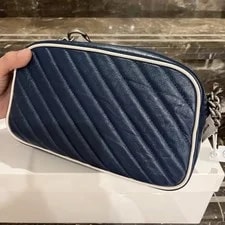 Gucci Marmont Quilted Logo Camera 4