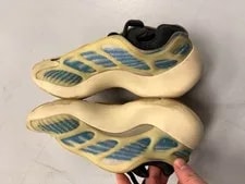 Size 6.5 - Adidas Yeezy 700 V3 Kyanite NO BOX 4