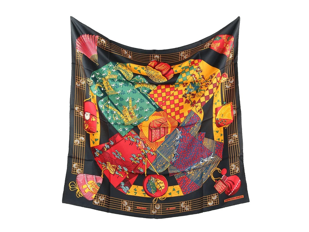 Hermès — Hermès Kimonos En Inros Scarf 90cm — Accessory — resale