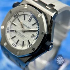 Audemars Piguet Royal Oak Offshore Diver 42mm White Blue Admiral 15710ST Extras 2