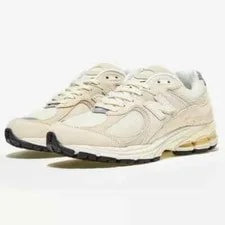 New Balance — New Balance 2002R Running Shoes Calm M2002RCC Expeditedship — Sneaker — resale