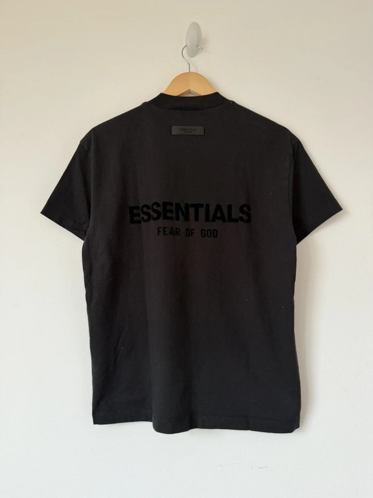 Fear of God Essentials — Fear of God Essentials Flocked Logo T-Shirt — streetwear — resale