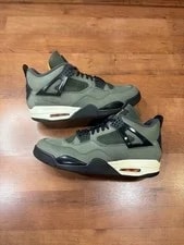 Air Jordan — Air Jordan 4 Undefeated IB1519-200 — Sneaker — resale