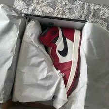 Air Jordan — Air Jordan 1 Retro OG Lost & Found ’S — Sneaker — resale