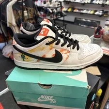 10.5M Nike SB Dunk Low Pro QS Raygun Tie-Dye BQ6832 101 3