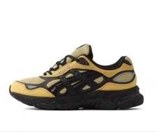 Asics — Asics Gel-nyc 2.0 Hal Studios 26cm New Boxed — Sneaker — resale