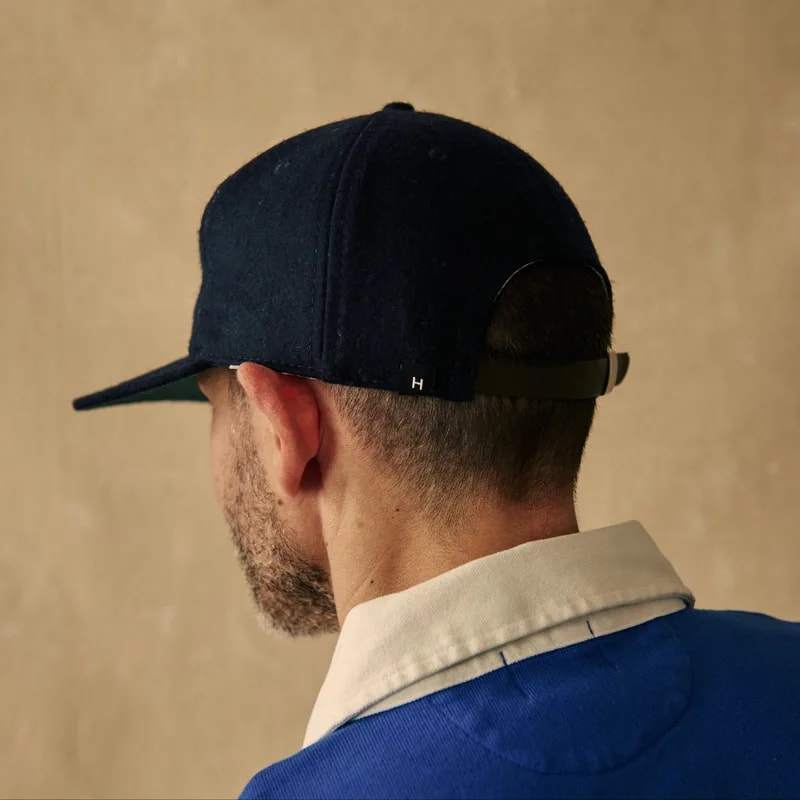 6-Panel Hat in Navy Wool 3