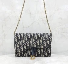Dior — Dior Saddle WOC Chain S5620CTZQ 151527029 [P] — Handbag — resale