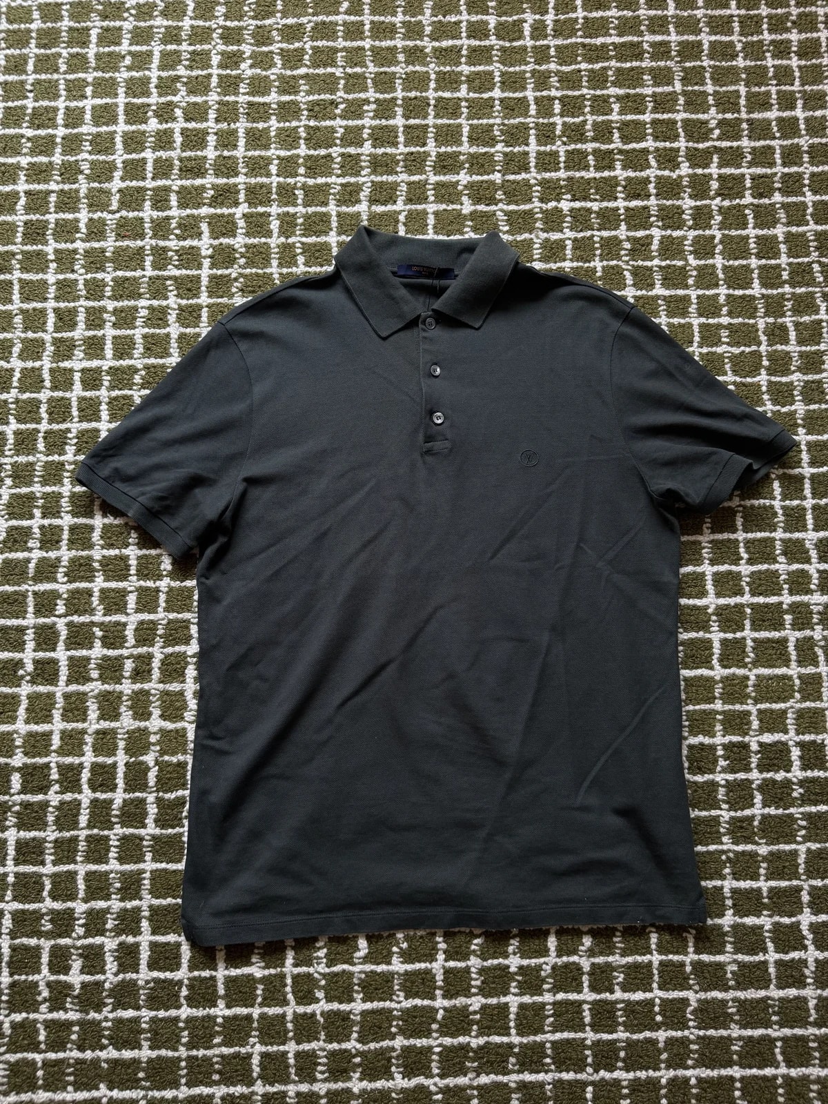 Louis Vuitton — Louis Vuitton Classic Pique Polo Dark M (Fits S) — streetwear — resale
