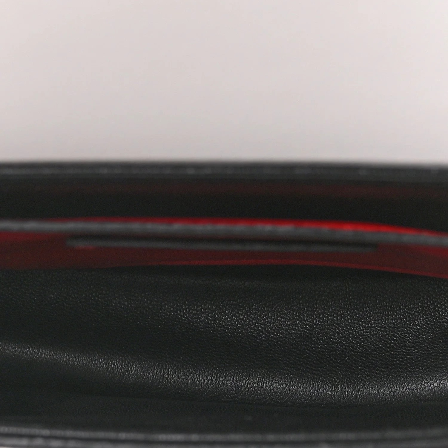Small Supervee Crossbody Optic 4