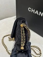 Chanel Square Flap GHW Chain Crossbody Auth 4