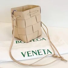 Bottega Veneta Cassette Bucket Crossbody Classic 3