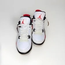 Jordan Air 4 Mid Top / Lace-Up Athletic 3