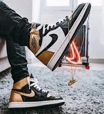 Size 11 - Air Jordan 1 Retro OG NRG High Top 3 4